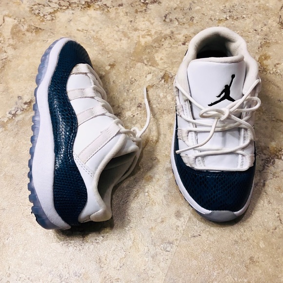 jordan 11 navy blue snake skin